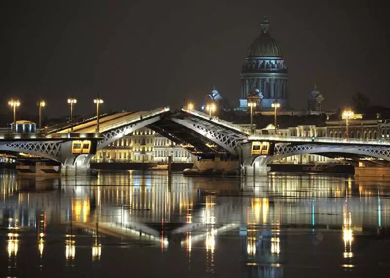 Ночной Петербург с воды