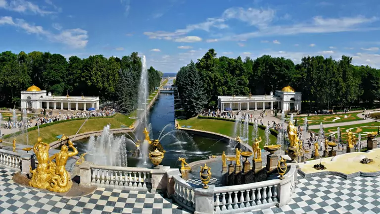 The fountains of Peterhof