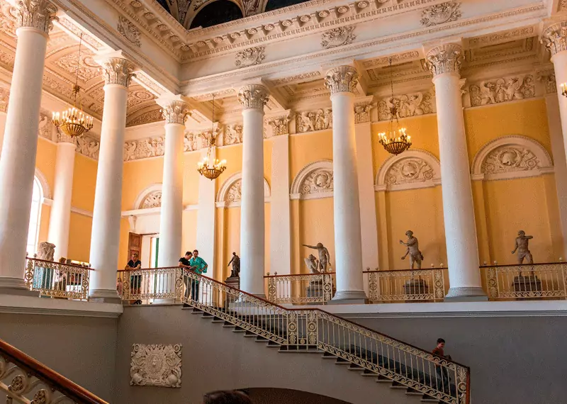 Russische Kunst im Russischen Museum in Sankt Petersburg